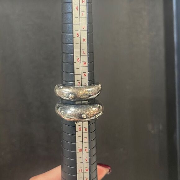 Solid Sterling Silver Avant Garde Ring - Picture 9 of 9